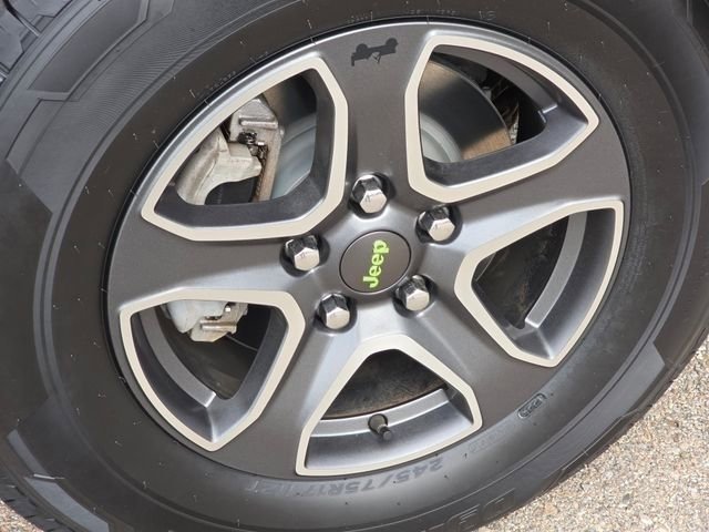 Used 2020 Jeep Wrangler Sport AWD/4WD image 21