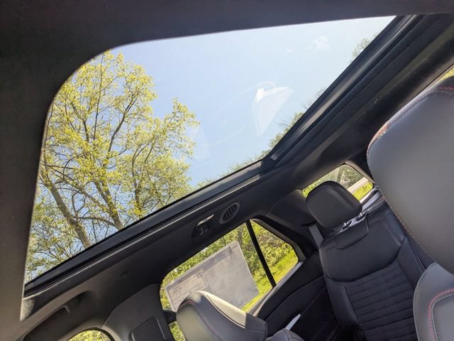 New 2026 Ford Explorer ST-Line w/ ST-Line Street Pack AWD/4WD image 16