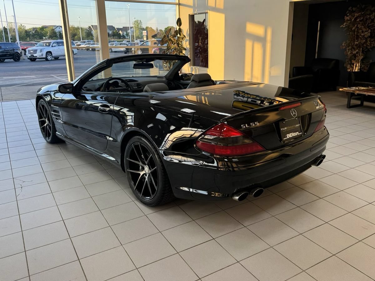 Used 2005 Mercedes-Benz SL 55 AMG image 3