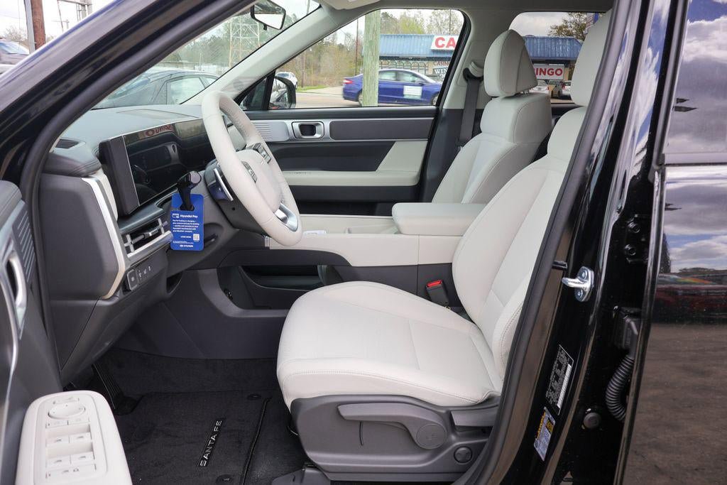 New 2026 Hyundai Santa Fe SE FWD image 7