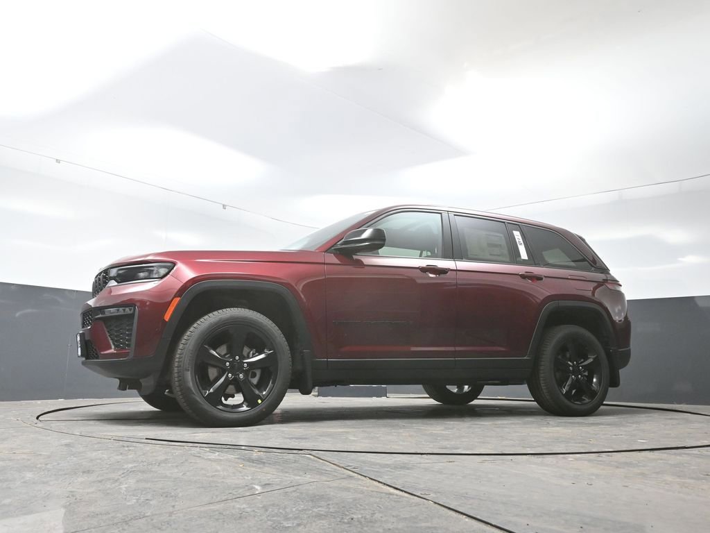 New 2026 Jeep Grand Cherokee Limited w/ Limited Altitude Package image 40