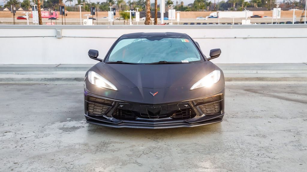 Used 2021 Chevrolet Corvette Stingray Premium Cpe w/ Z51 Performance Package image 3