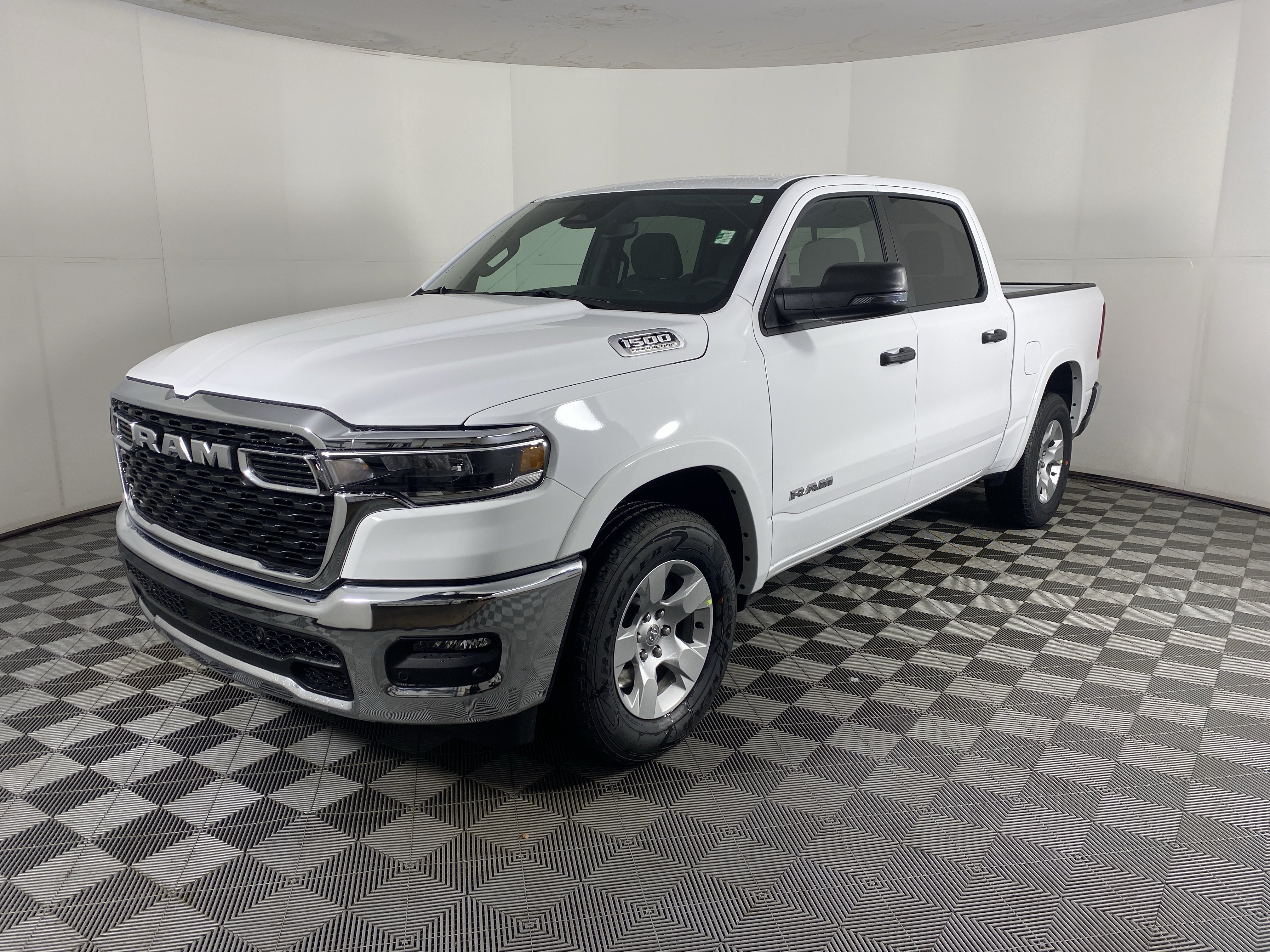 New 2026 RAM 1500 Big Horn AWD/4WD image 9