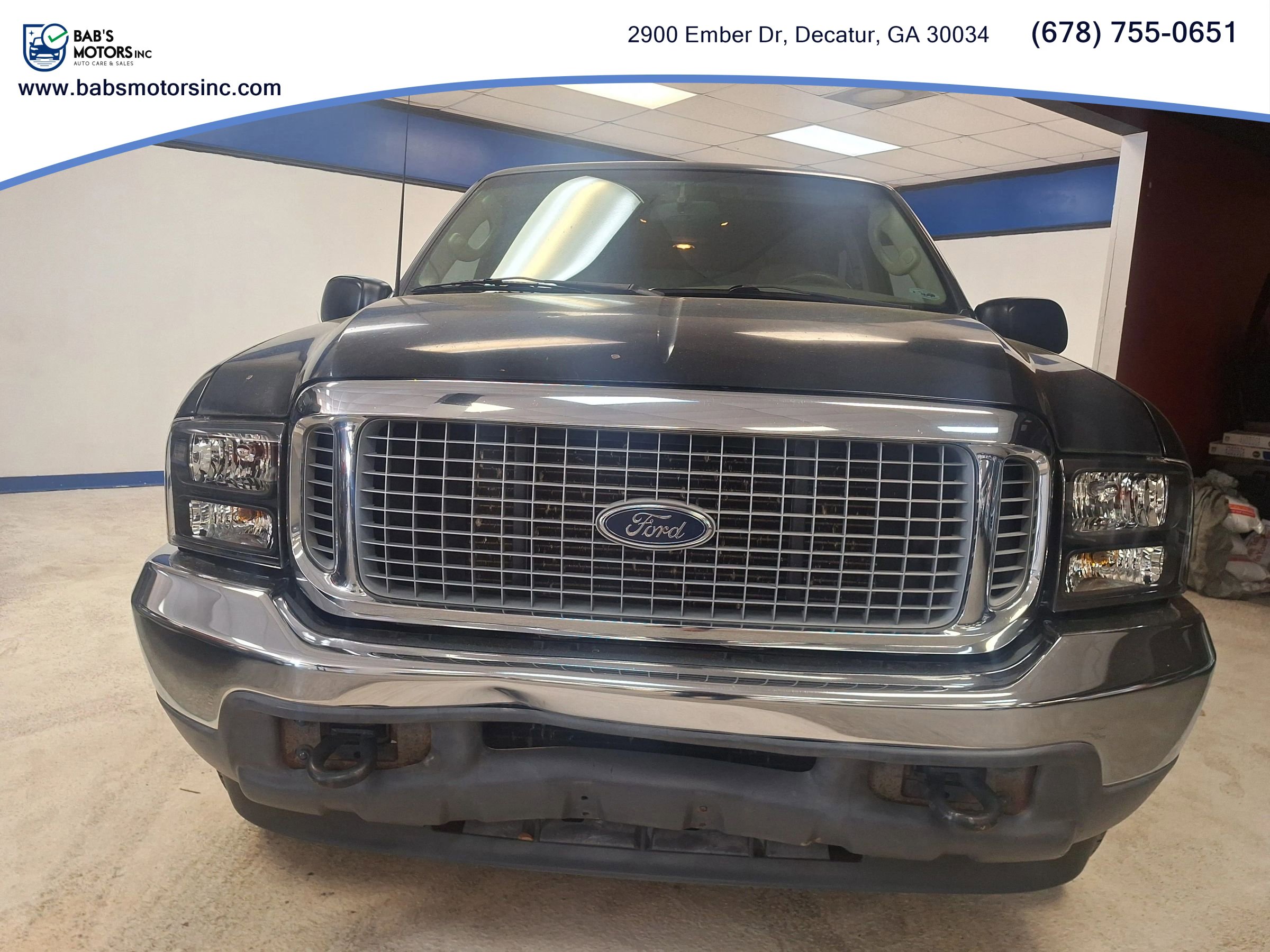 Used 2003 Ford Excursion XLT image 2