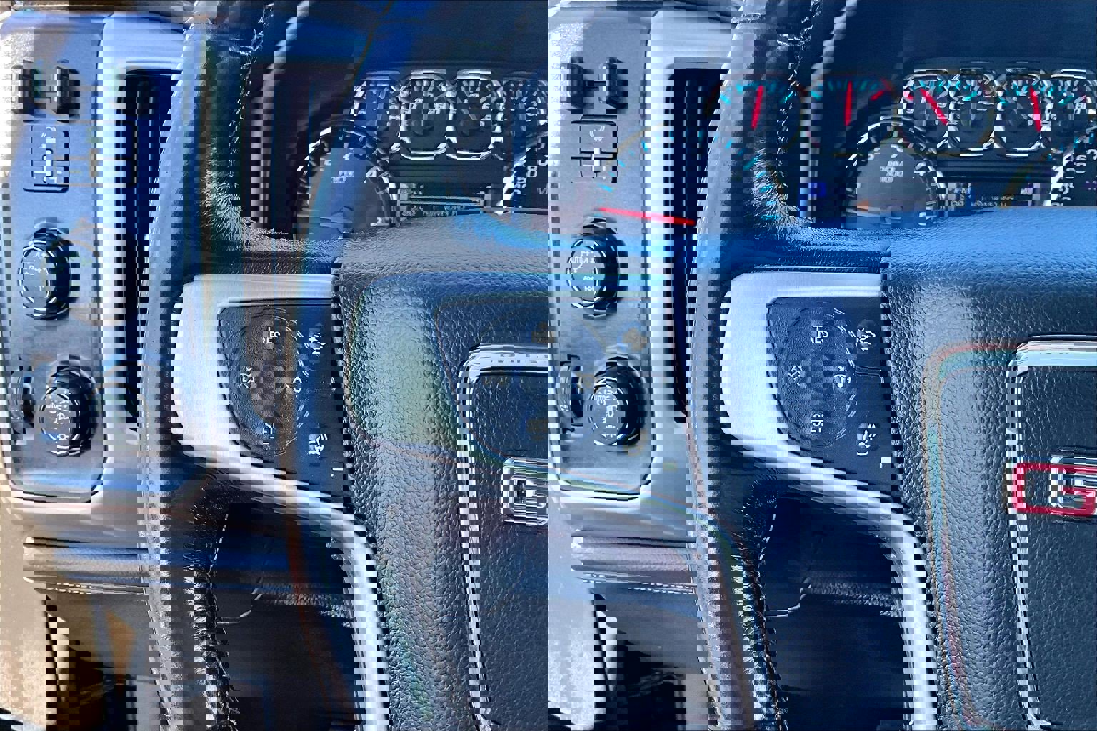 Used 2018 GMC Sierra 1500 SLT image 19