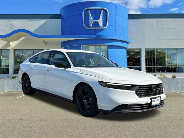 New 2025 Honda Accord SE
