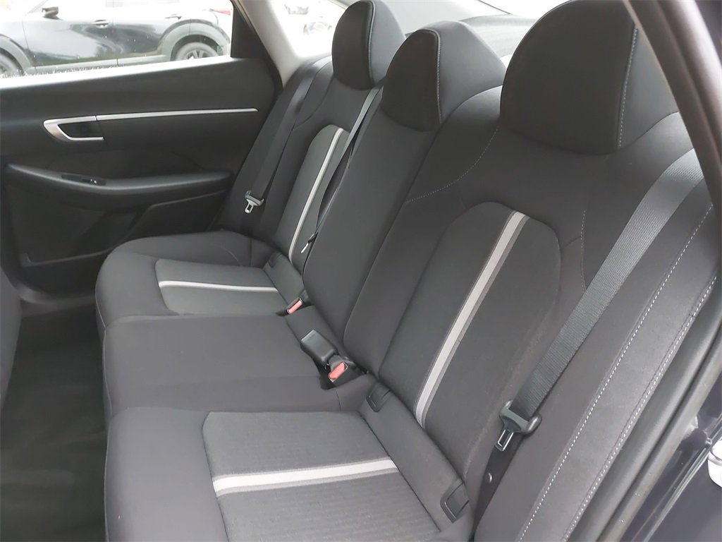 Certified 2025 Hyundai Sonata SE image 13