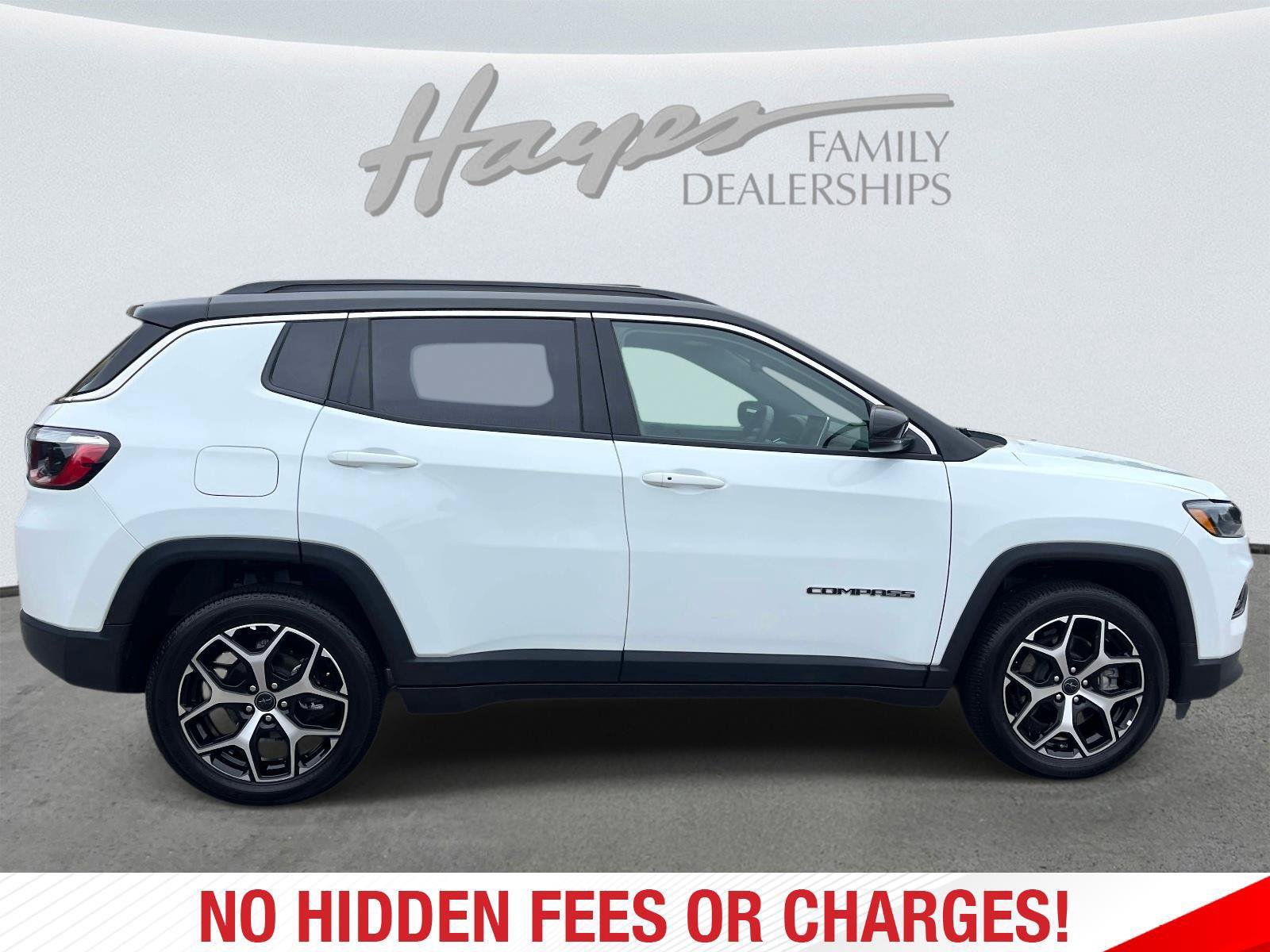 Used 2025 Jeep Compass Limited AWD/4WD image 2