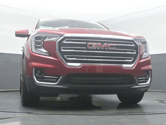 Certified 2024 GMC Terrain SLT w/ LPO, Floor Liner Package FWD image 51