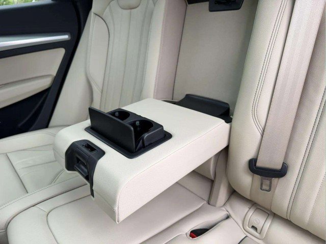 Certified 2025 Audi Q5 2.0T Premium w/ Convenience Plus Package AWD/4WD image 25