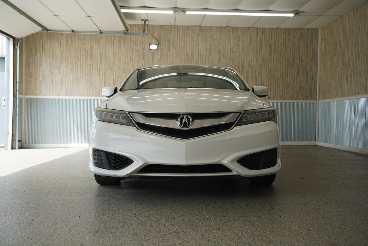 Used 2016 Acura ILX FWD image 2