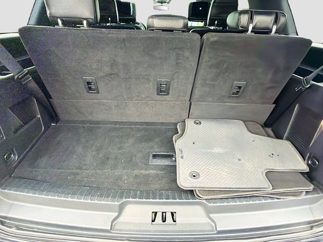 Used 2018 Ford Expedition Limited w/ Equipment Group 302A AWD/4WD image 26