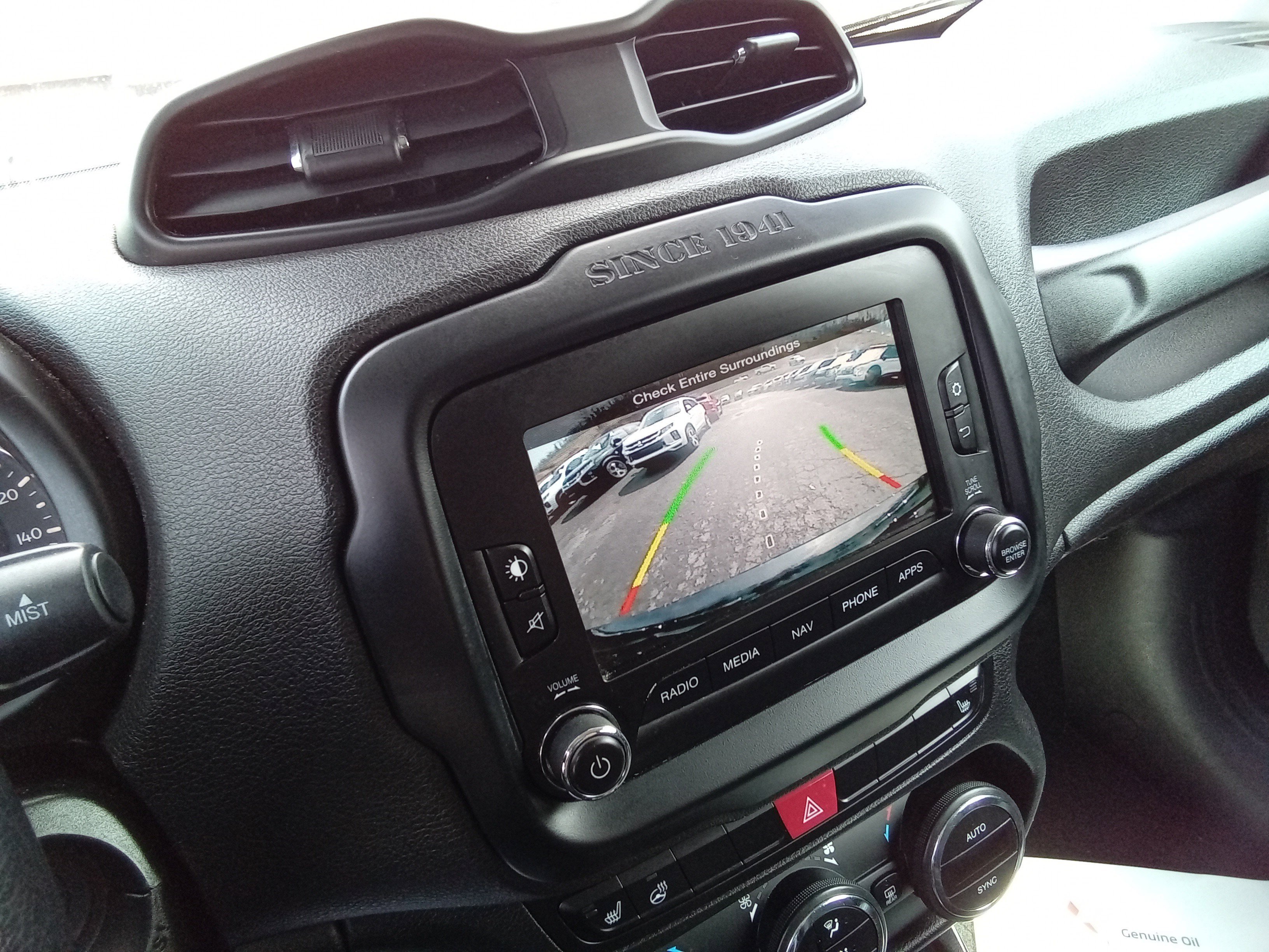 Used 2017 Jeep Renegade Trailhawk image 23