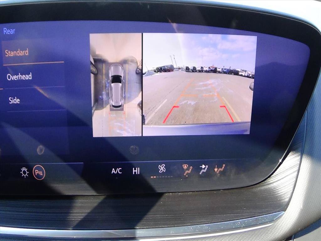Used 2025 Buick Envision Preferred AWD/4WD image 27