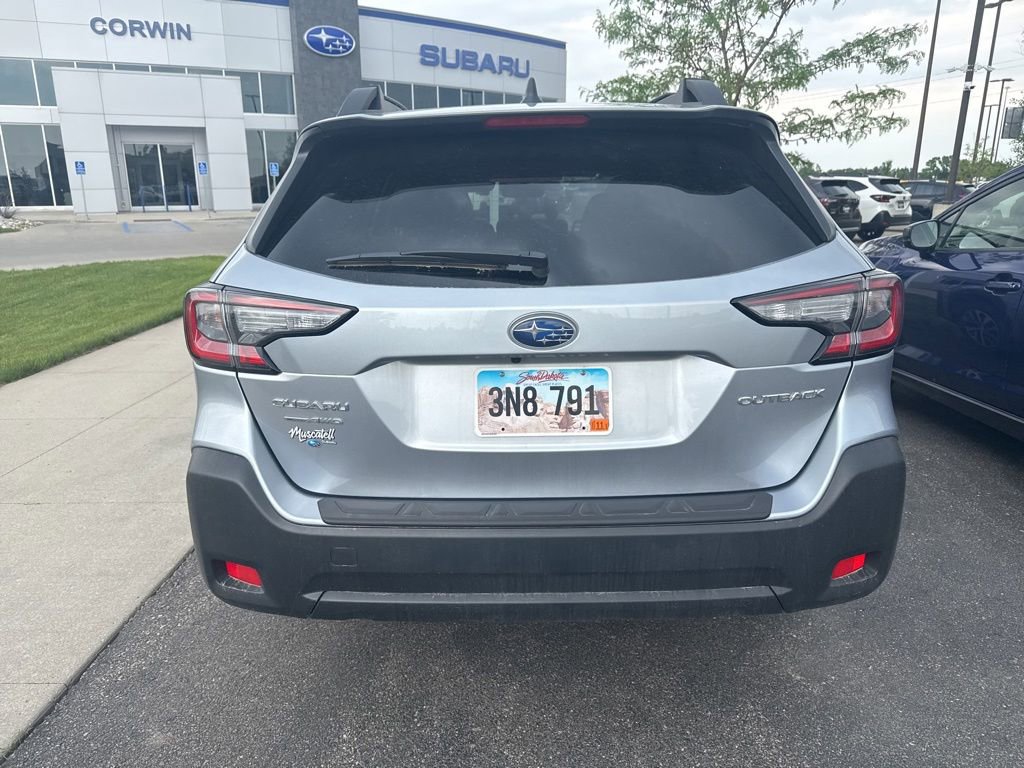 Used 2025 Subaru Outback Premium w/ Popular Package #1A AWD/4WD image 5