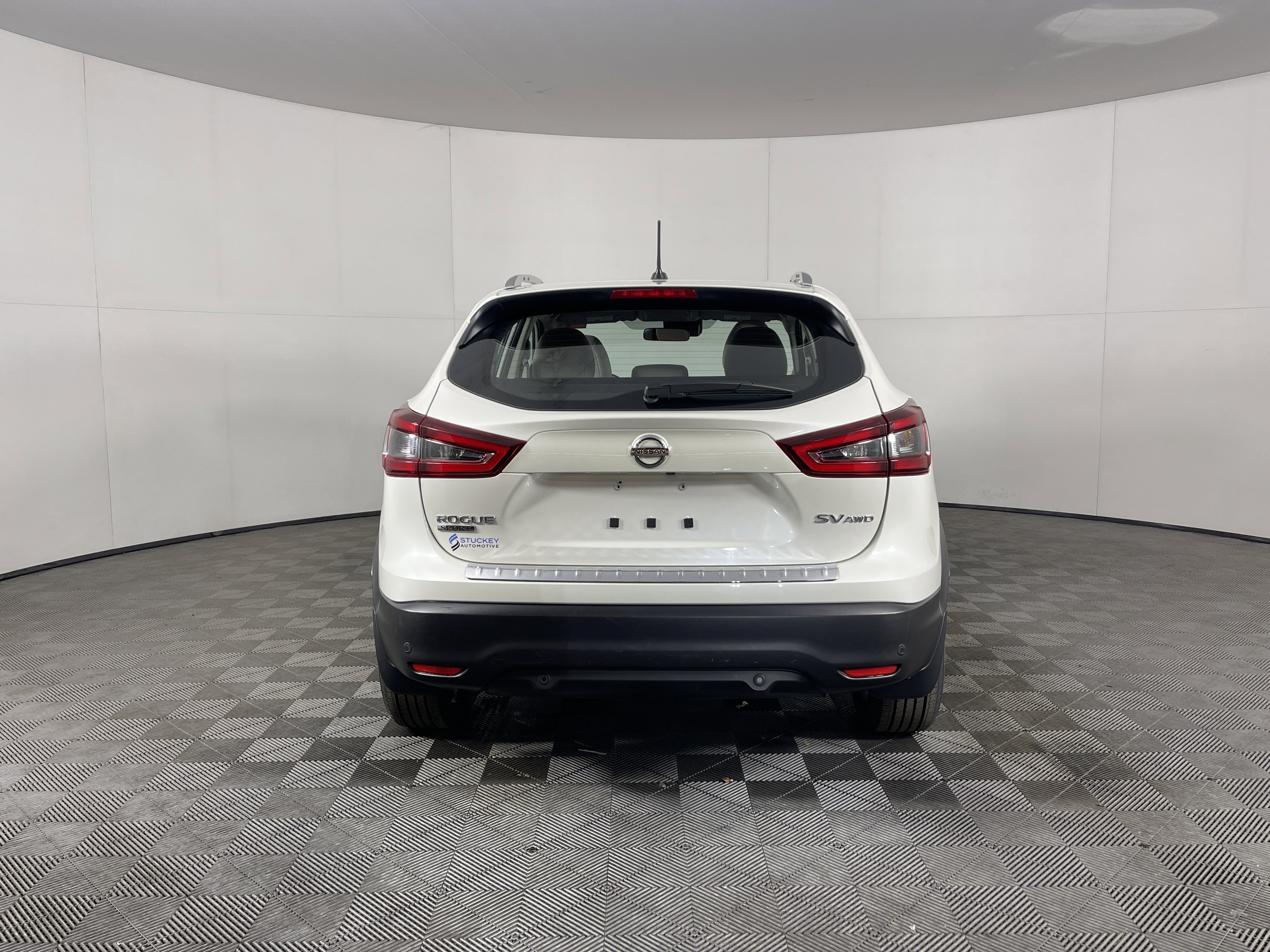 Used 2022 Nissan Rogue Sport SV image 4