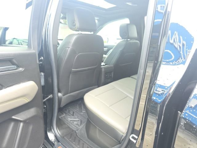 Used 2023 Chevrolet Colorado ZR2 w/ ZR2 Convenience Package III image 36