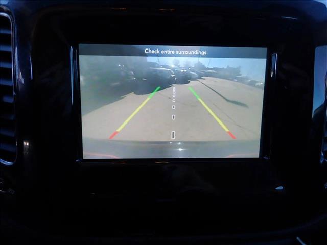 Used 2020 Jeep Compass Latitude FWD image 16