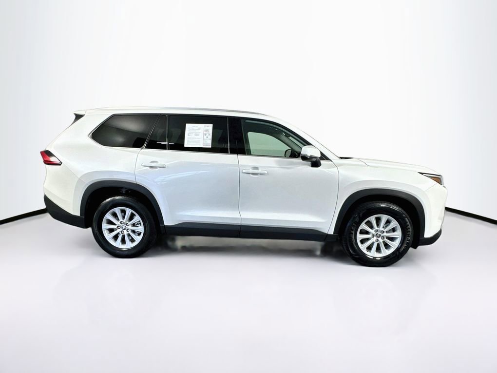 Used 2024 Toyota Grand Highlander AWD image 11