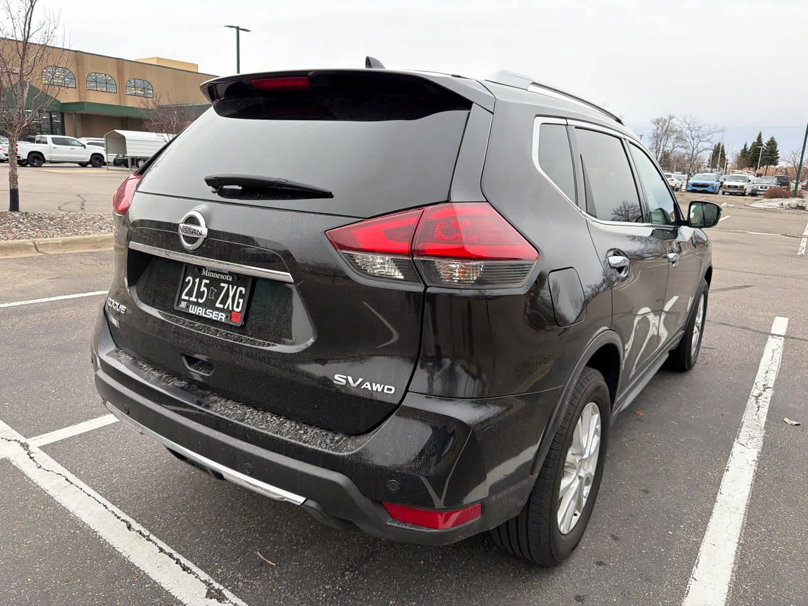 Used 2019 Nissan Rogue SV image 4