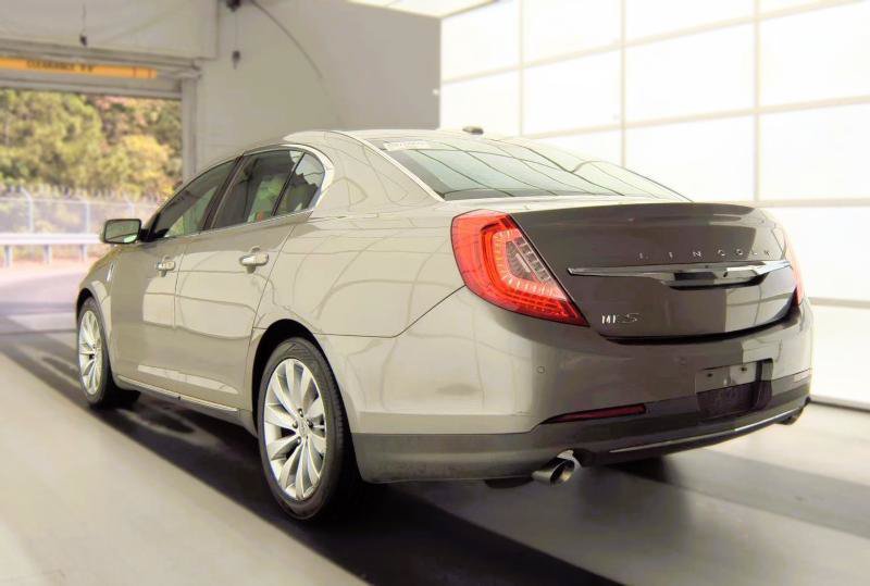 Used 2015 Lincoln MKS w/ Equipment Group 101A FWD image 5