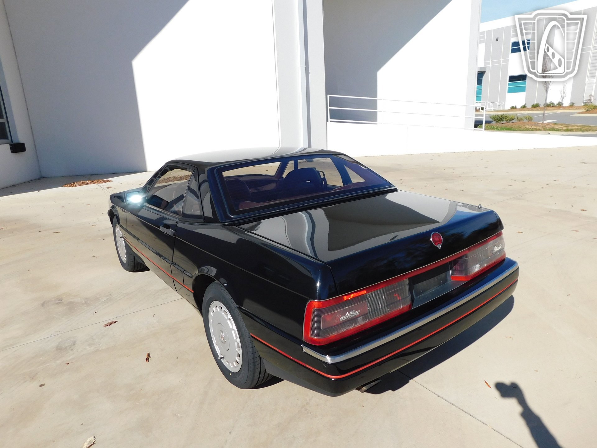 Used 1989 Cadillac Allante FWD image 20