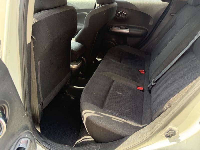 Used 2015 Nissan Juke SV FWD image 26