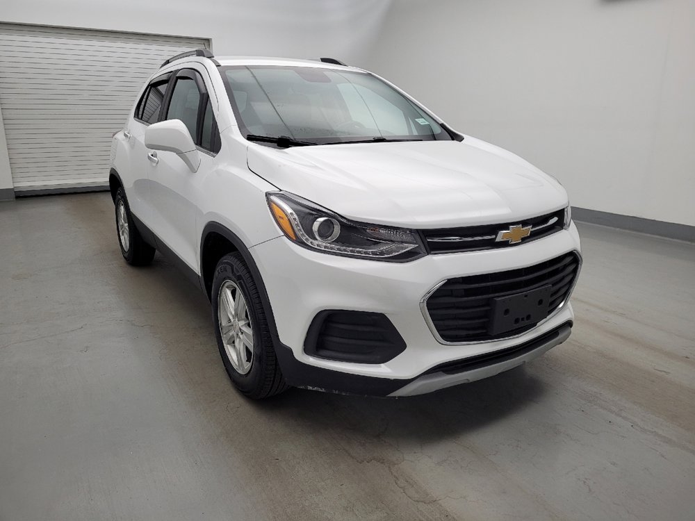 Used 2020 Chevrolet Trax LT w/ LT Convenience Package AWD/4WD image 13