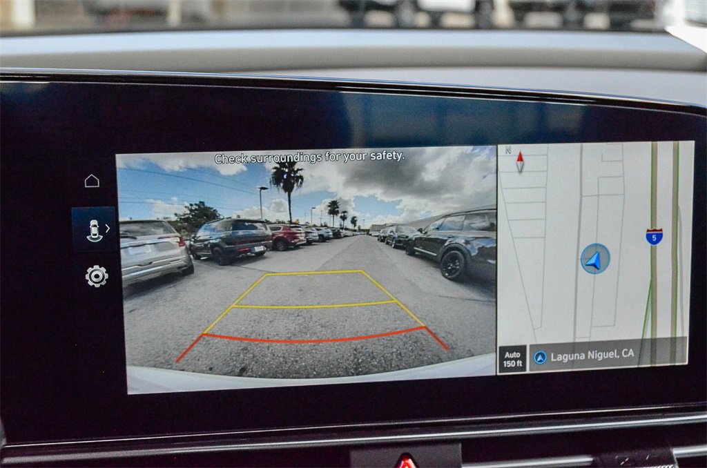 Certified 2024 Hyundai Elantra SEL image 25