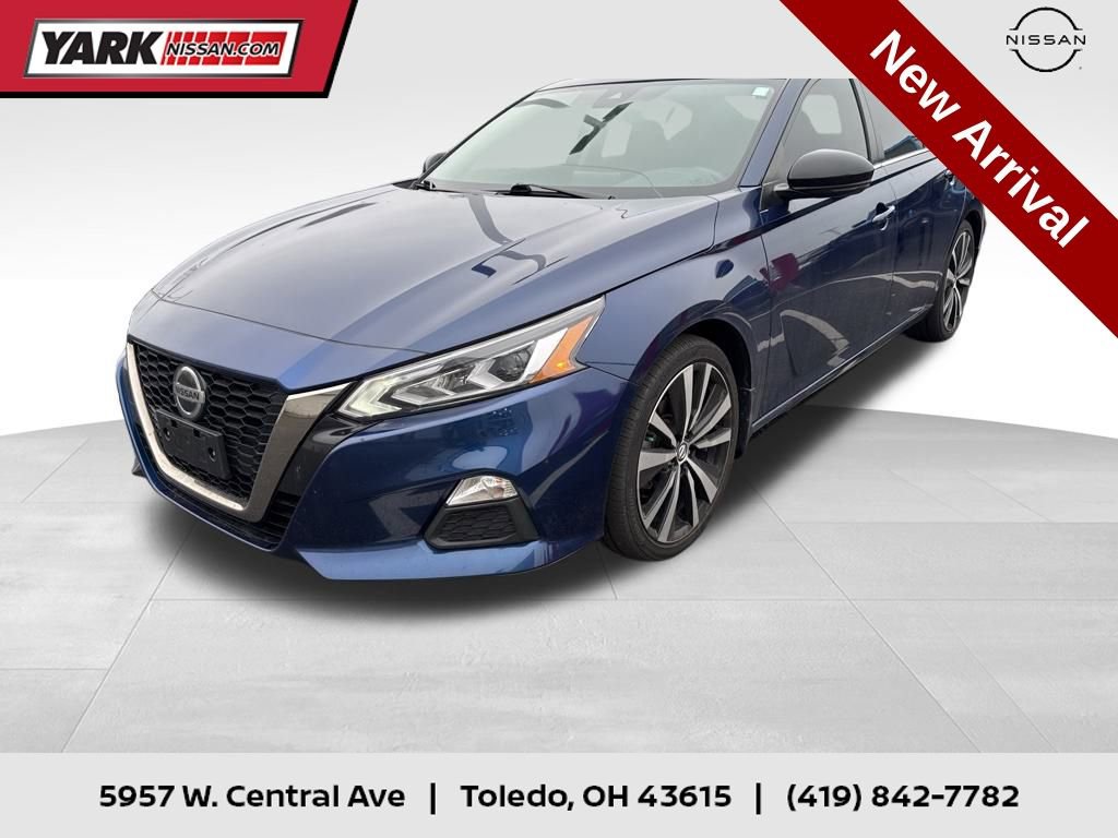 Used 2021 Nissan Altima 2.5 SR w/ SR Premium Package