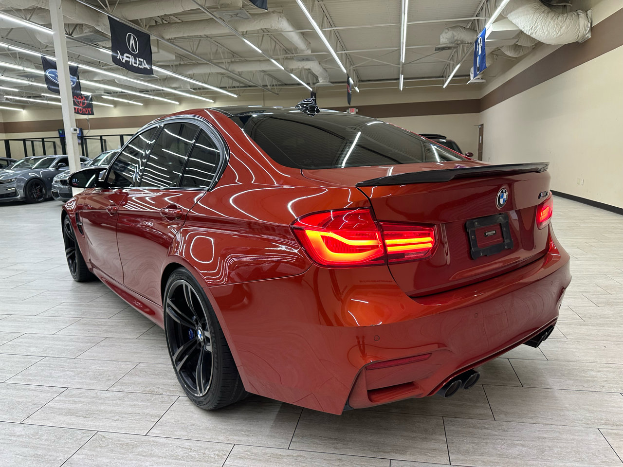 Used 2018 BMW M3 image 9