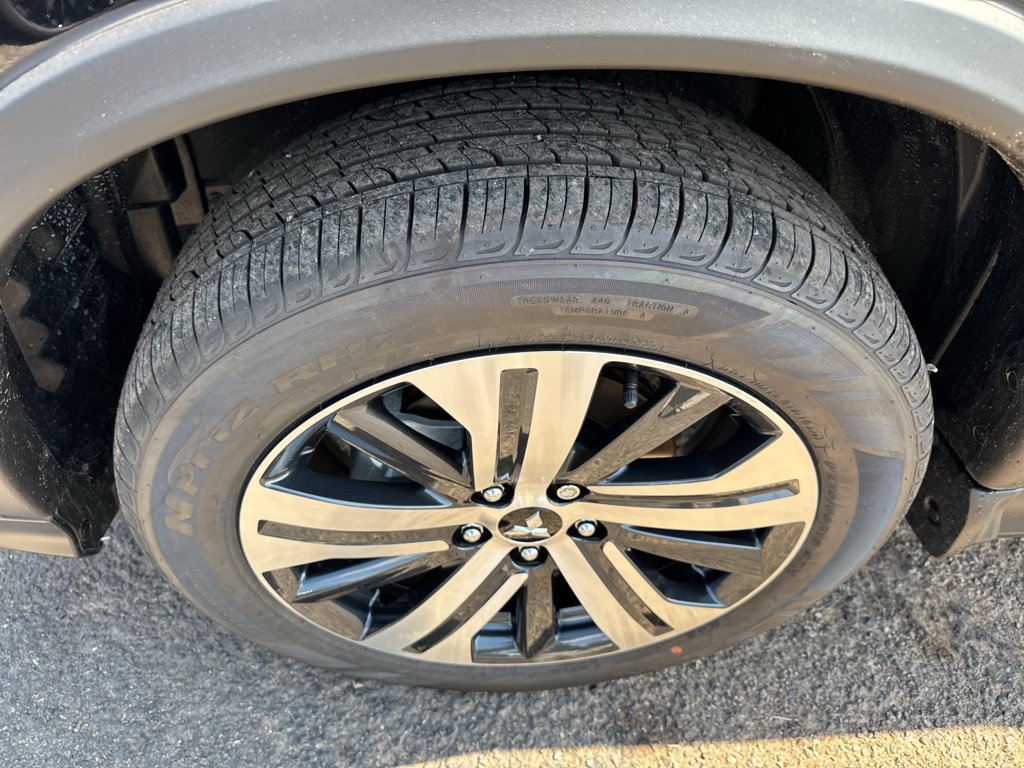 New 2027 Mitsubishi Outlander Sport SE FWD image 38