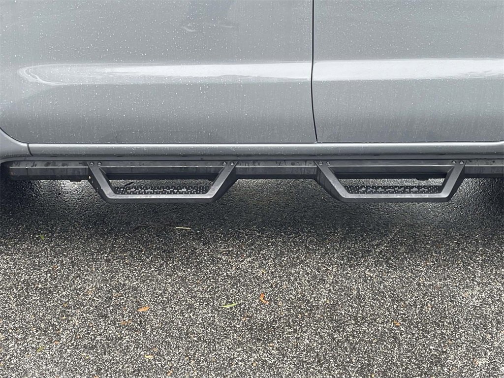 Certified 2022 Nissan Frontier PRO-4X w/ Off-Road Protection Package image 3