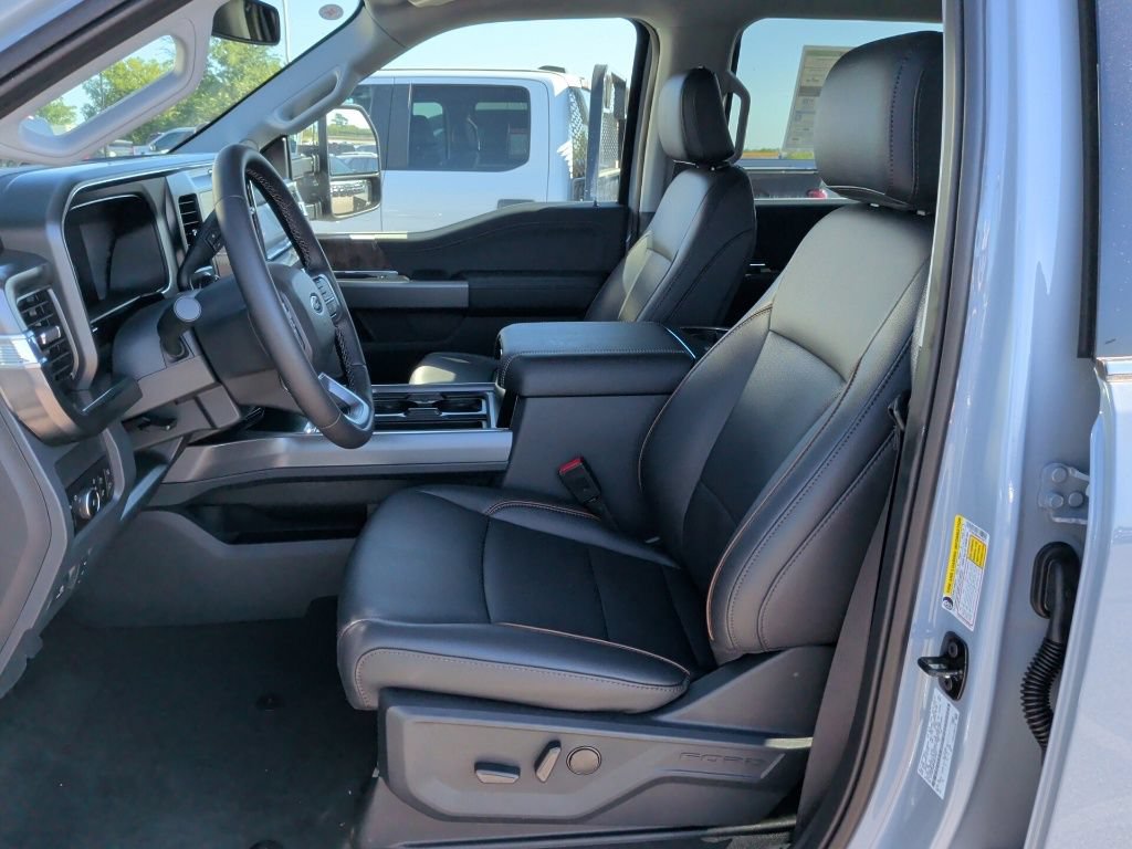New 2027 Ford F350 Lariat w/ Lariat Premium Package AWD/4WD image 13