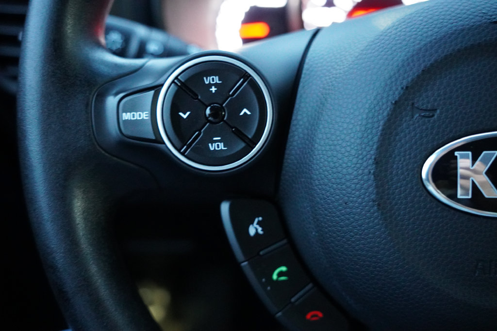 Used 2018 Kia Soul FWD image 27