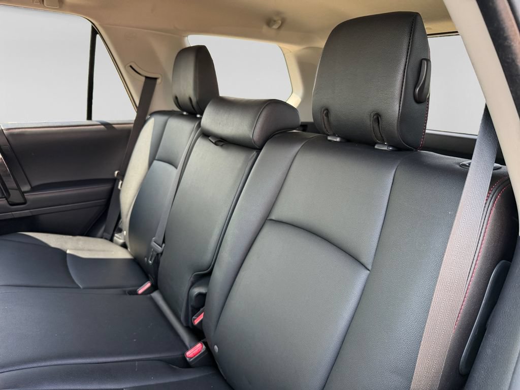 Used 2020 Toyota 4Runner TRD Off-Road Premium w/ Moonroof Package AWD/4WD image 38