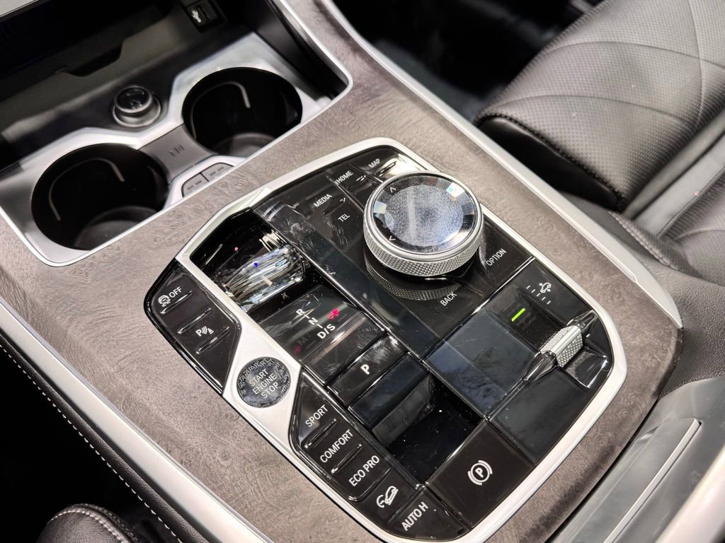 Certified 2024 BMW X7 xDrive40i w/ Executive Package image 10