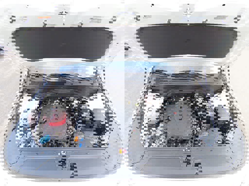 Used 2022 Hyundai Santa Fe SE image 10