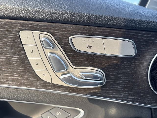 Used 2020 Mercedes-Benz C 300 Sedan image 13