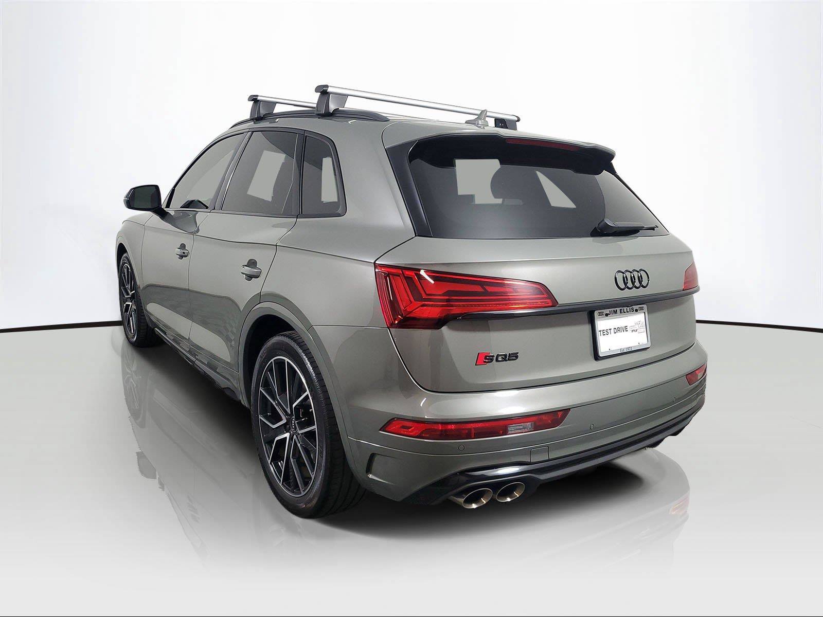 Used 2023 Audi SQ5 Premium Plus w/ Premium Plus Package AWD/4WD image 4