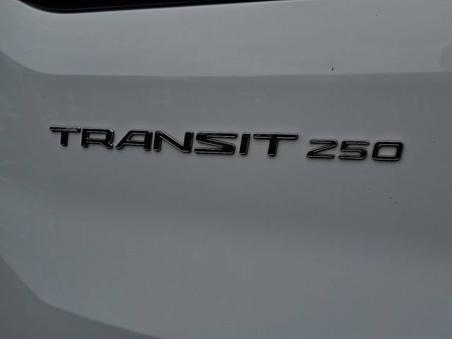 Certified 2020 Ford Transit 250 Low Roof RWD image 39