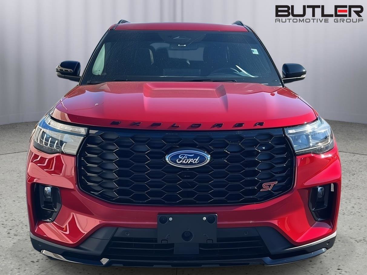 Used 2025 Ford Explorer ST w/ Sun And Sound Package image 9