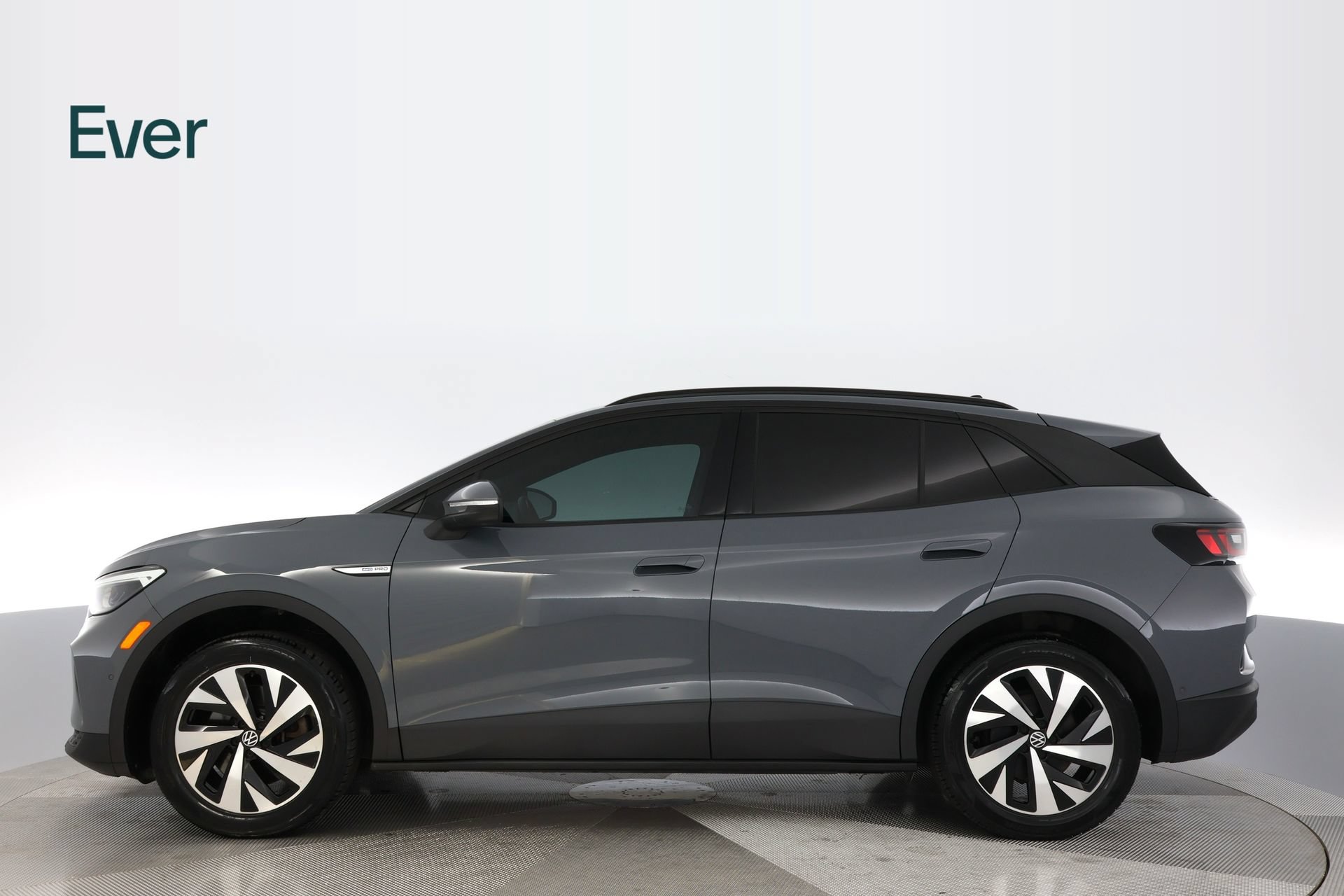 Used 2023 Volkswagen ID.4 Pro AWD/4WD image 15