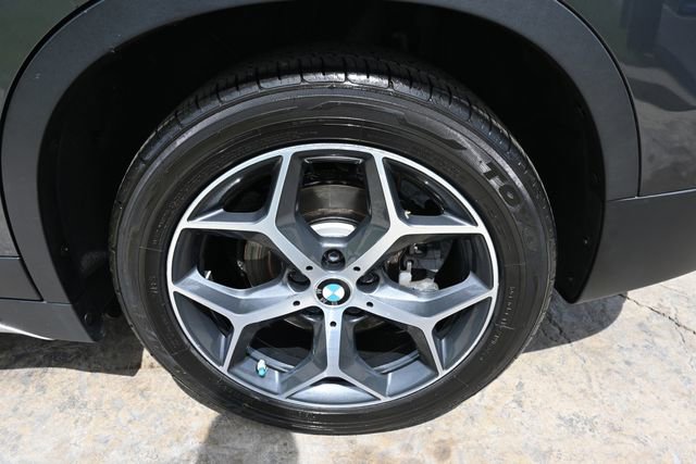 Used 2019 BMW X1 xDrive28i w/ Convenience Package AWD/4WD image 13