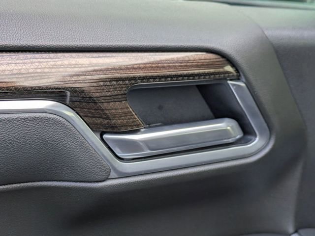 Used 2025 Chevrolet Silverado 1500 LT image 26