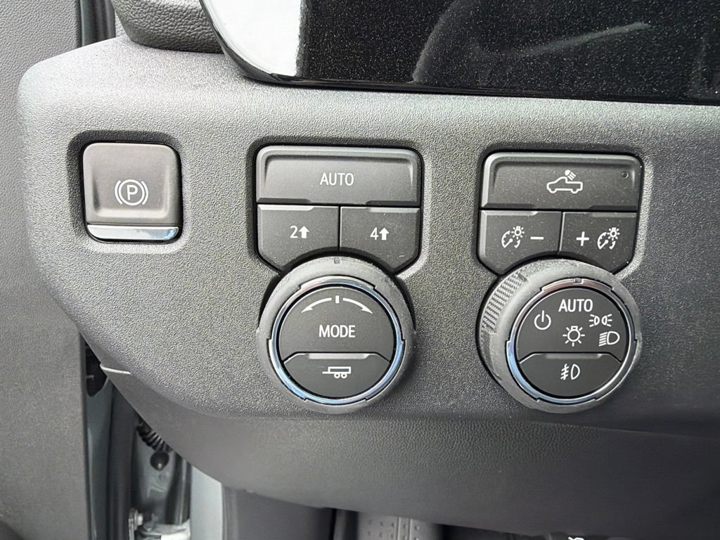 New 2026 Chevrolet Silverado 1500 RST w/ RST Select Package AWD/4WD image 14