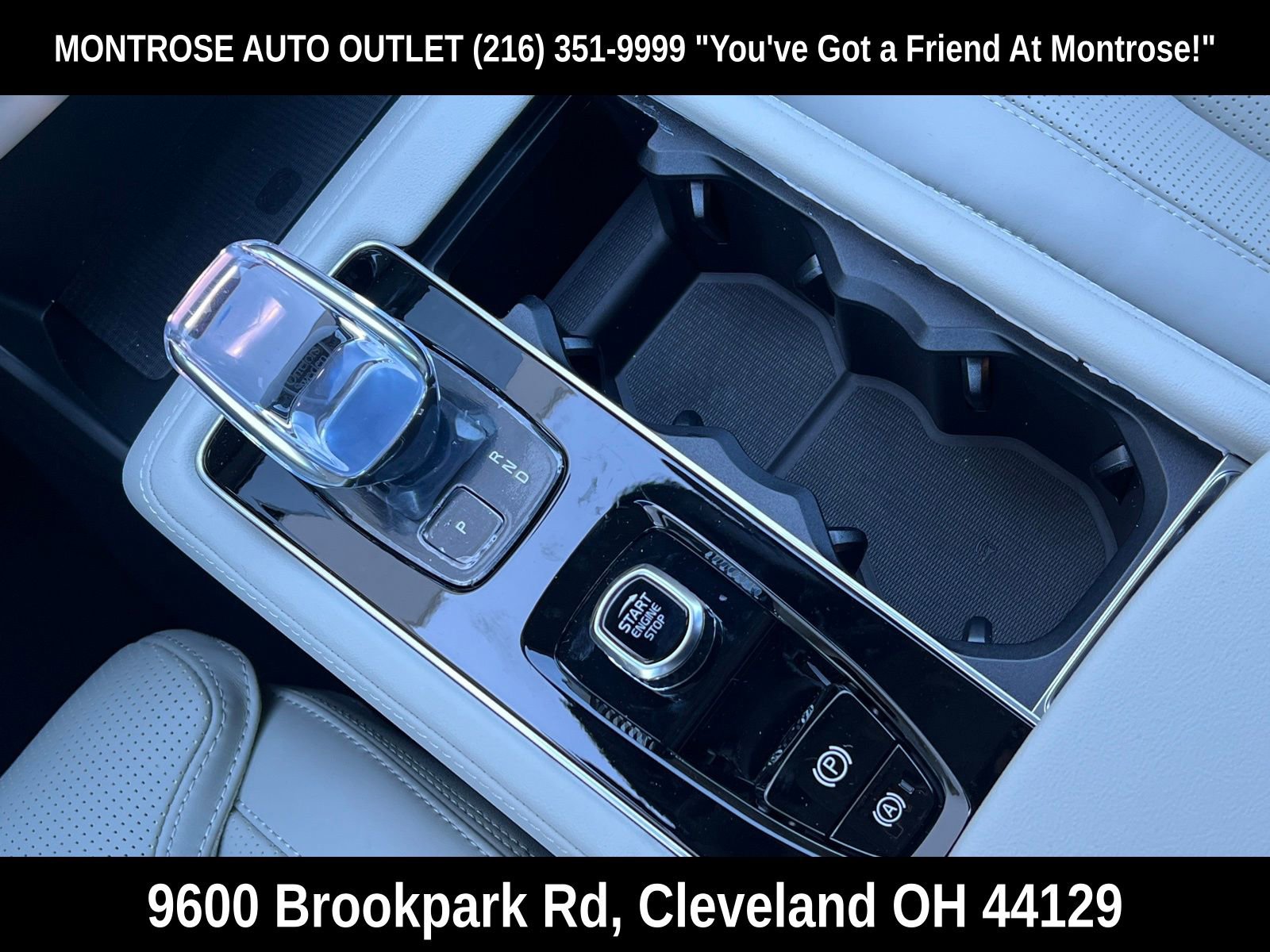 New 2026 Volvo XC90 B6 Ultra w/ Protection Package image 16