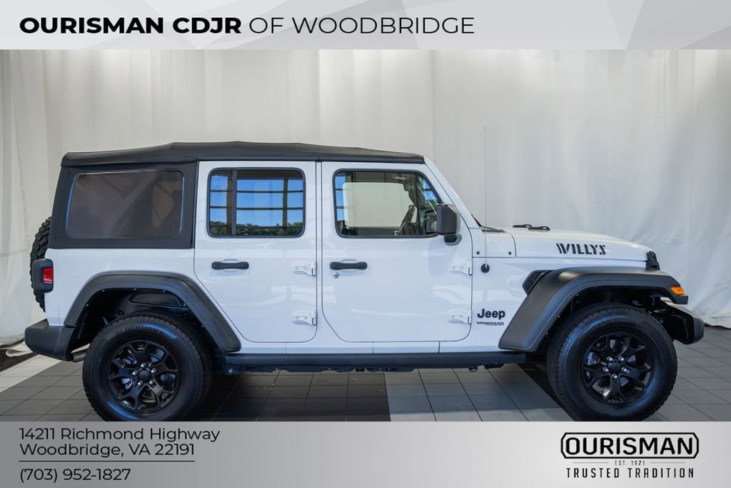 Used 2022 Jeep Wrangler Unlimited Sport AWD/4WD image 3