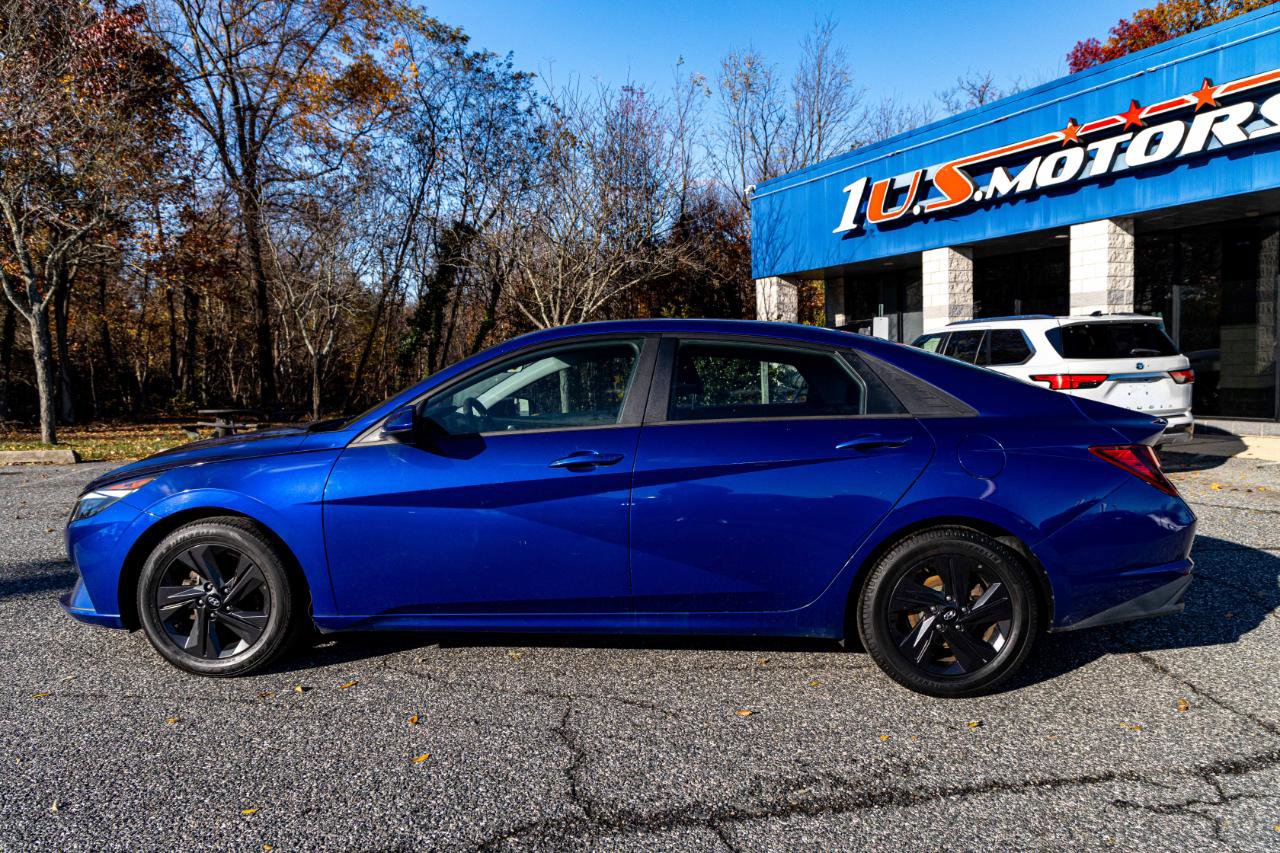 Used 2021 Hyundai Elantra SEL FWD image 3
