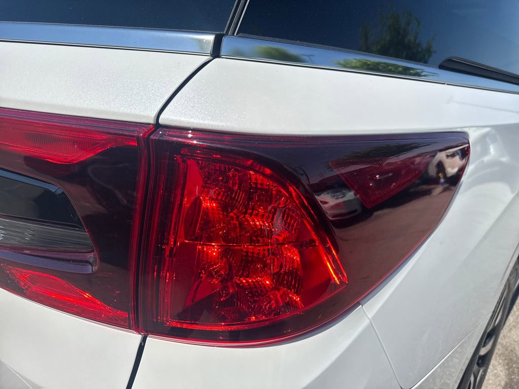 Used 2025 Honda Odyssey EX-L image 42
